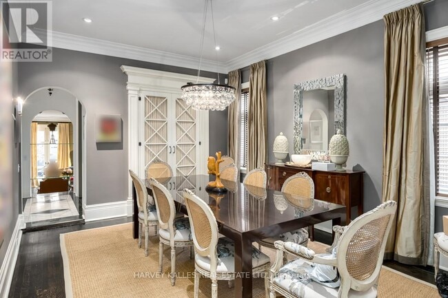 Photo - 173 Balmoral Ave