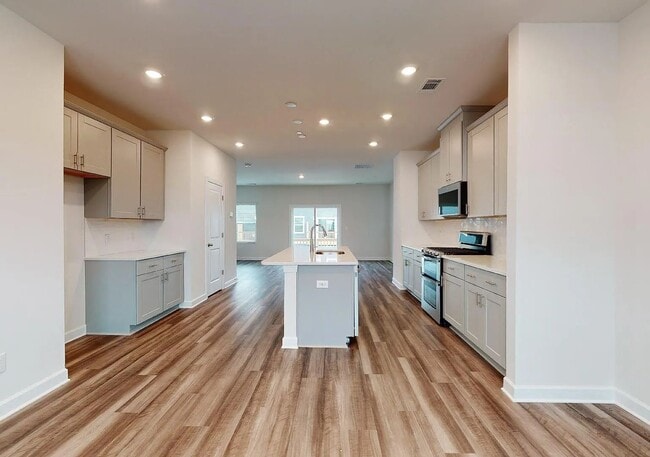 Photo - spacious and beautifully appointed townhome