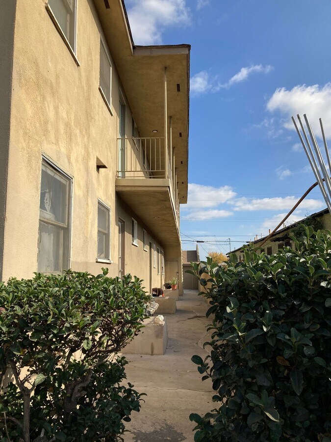 Photo - 11742 S. Vermont Ave