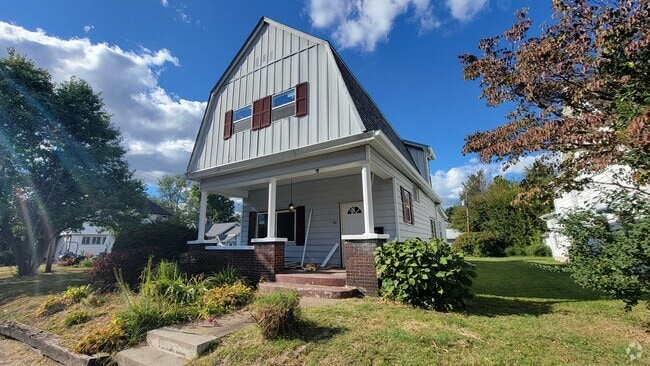 Building Photo - 23 W Chestnut St Rental