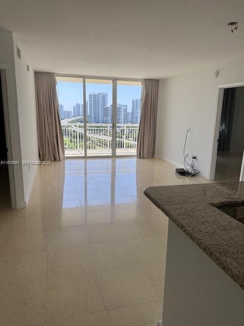 Photo - 19501 W Country Club Dr Unit 1815