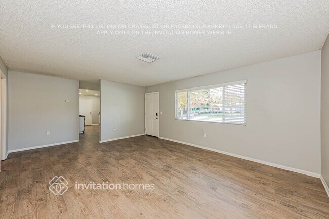 Photo - 3937 N Golden Ave