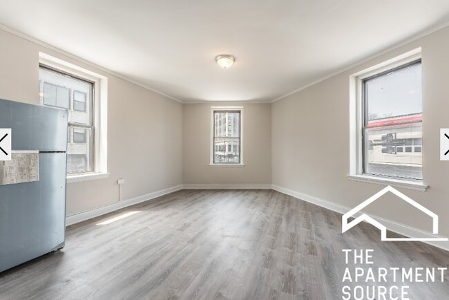 Building Photo - 2779 N Milwaukee Ave