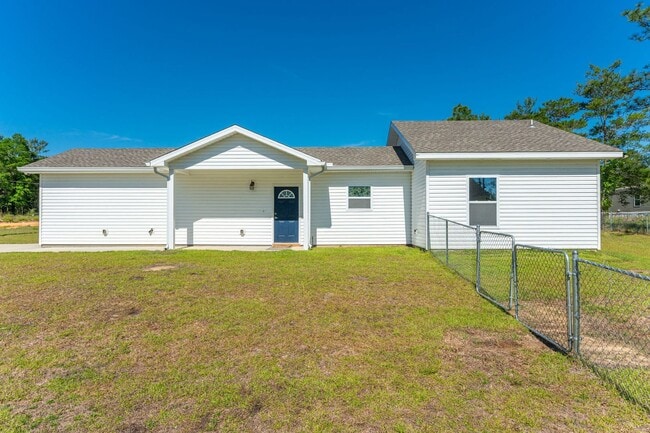 Building Photo - 3 bedroom 2.5 bathroom Rental