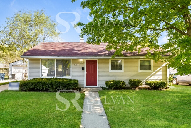 Building Photo - Enjoy living the good life in this 3 bedro... Rental
