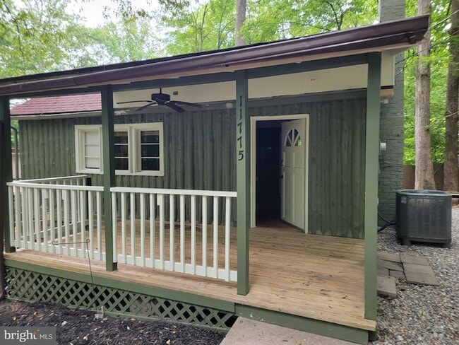 Photo - 11775 Stanbaugh Ln