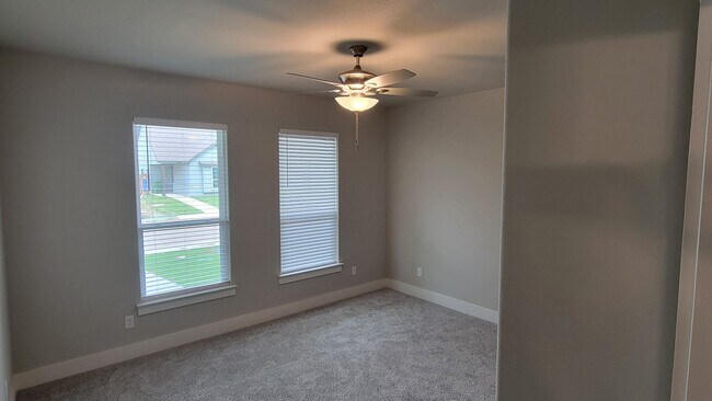 Photo - 3/2/2 Godley ISD + Pet Welcome