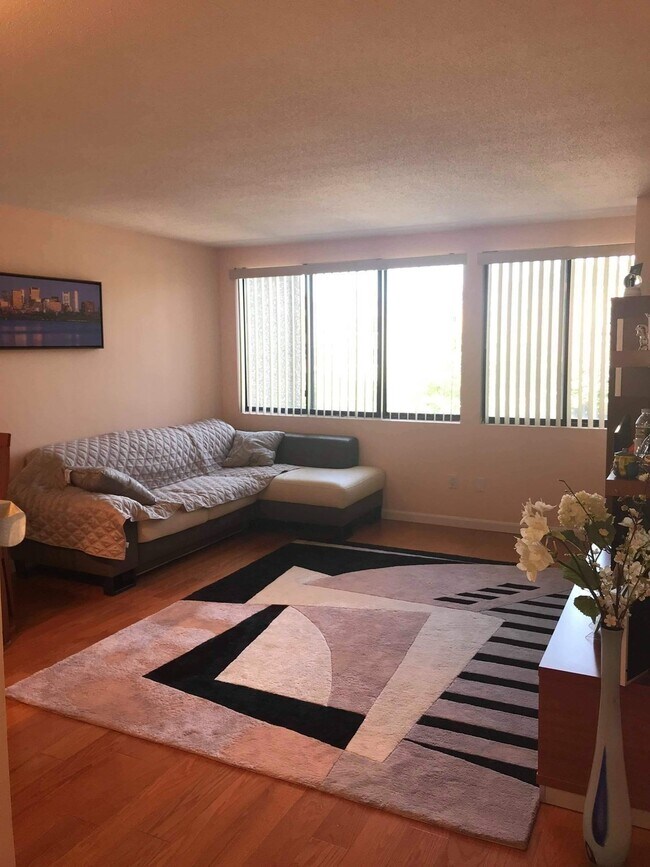 Photo - 1731 Beacon St Unit 316