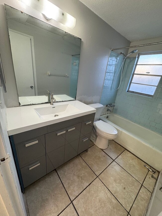Photo - 4903 24th St W Unit A
