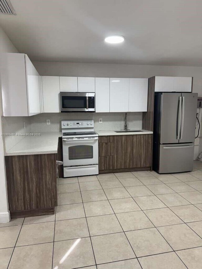 Photo - 1871 NW 55th Terrace Unidad 1973