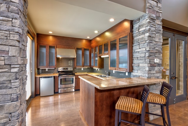 Hickory Point Apartments
