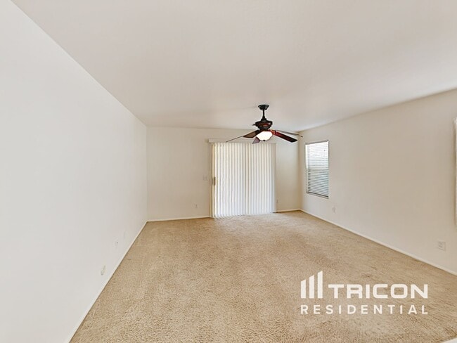 Photo - 1275 E Shari St