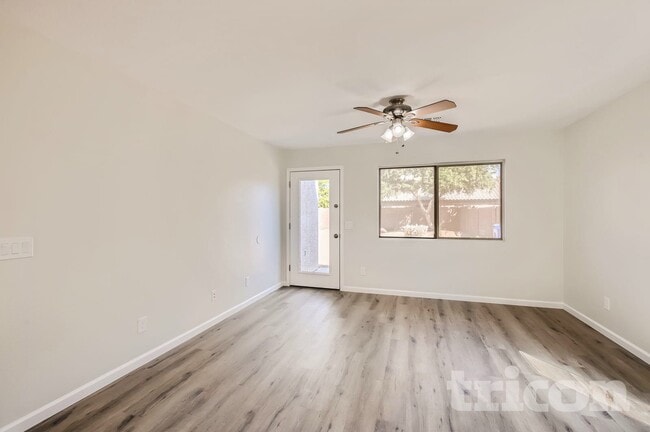 Photo - 8701 S 50th Dr