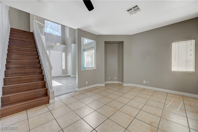 Photo - 971 Whispering Grove Ave