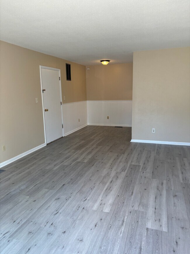 Photo - 820 4TH ST Unit G