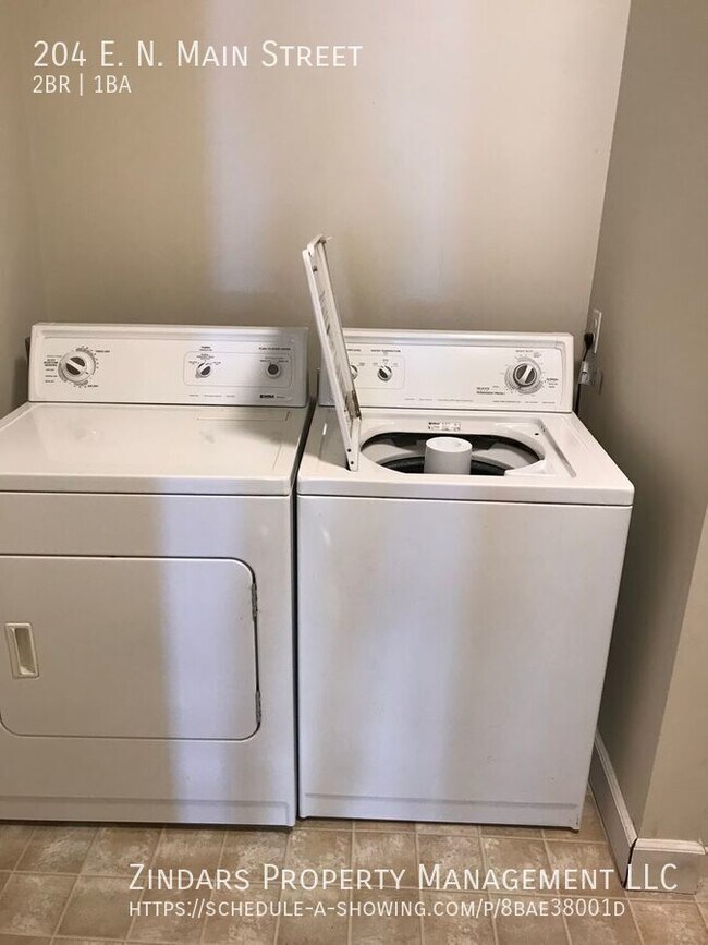 Photo - 204 E N Main St