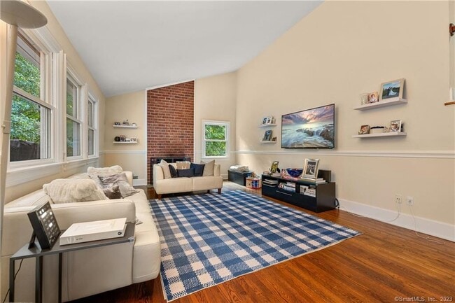 Photo - 176 Valley Rd