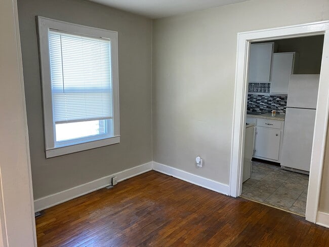 Photo - Myers Triplex
