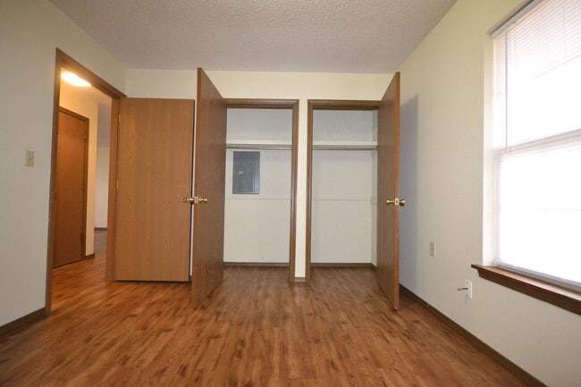 Photo - Greenfield Apartments Unit 7