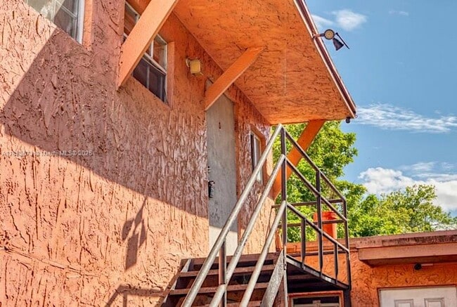 Building Photo - 2378 NW 60th St Unit D