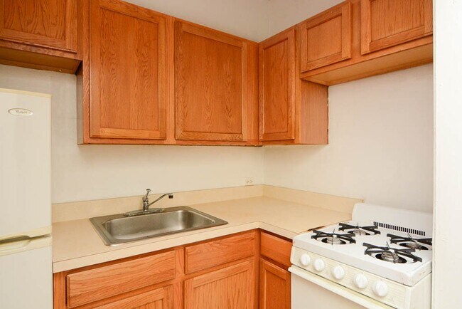 Photo - 1169 N Dearborn St Unit 304