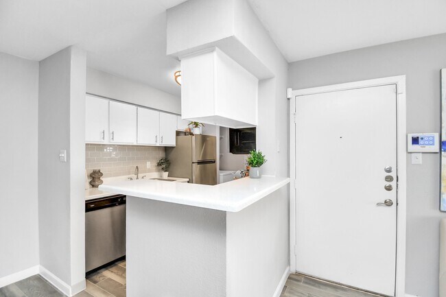 Photo - 2701 W Bellfort Ave Unit 1004