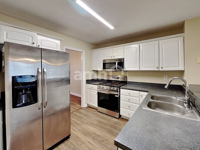 Photo - 94 Crestview Dr