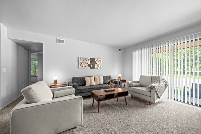 Building Photo - Dover Hills Apartments