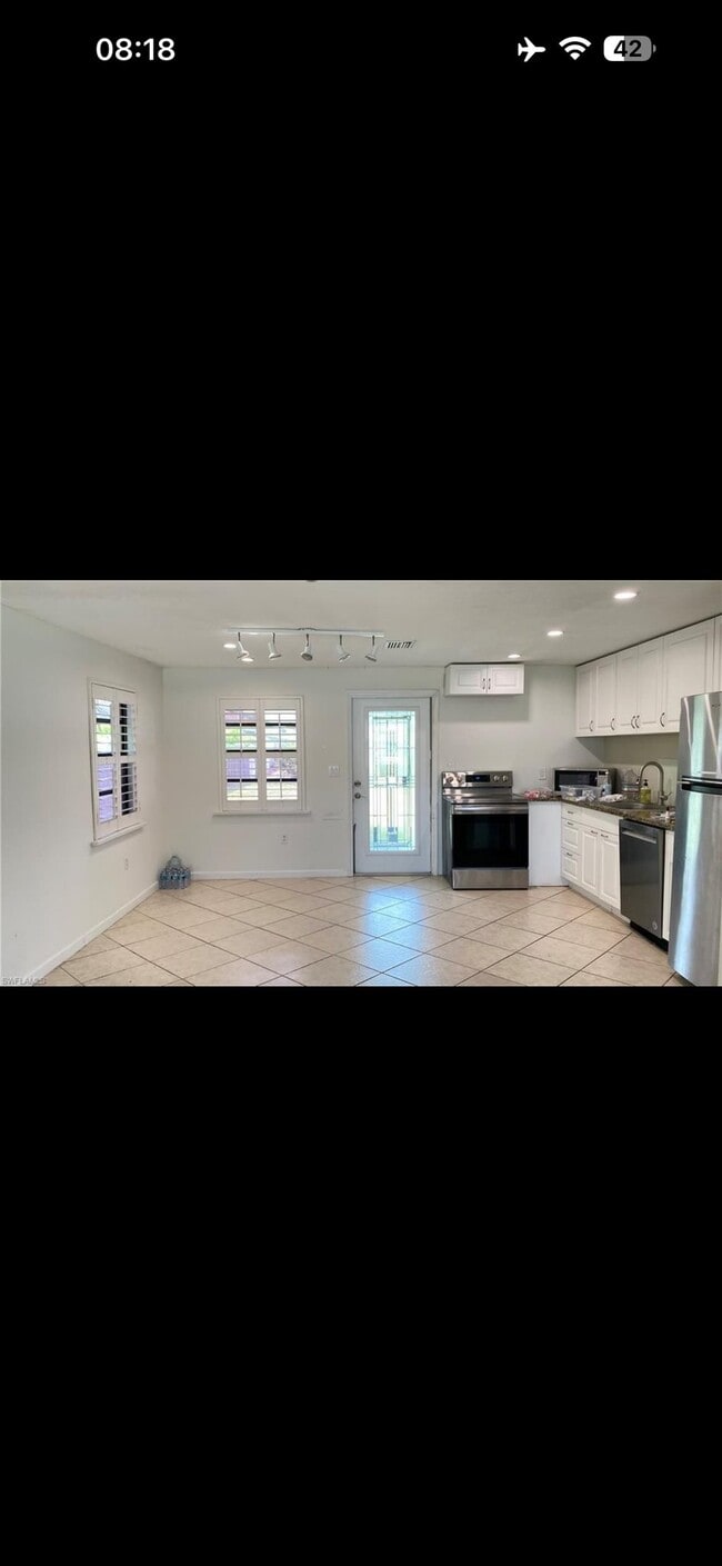 Photo - 814 109th Ave N
