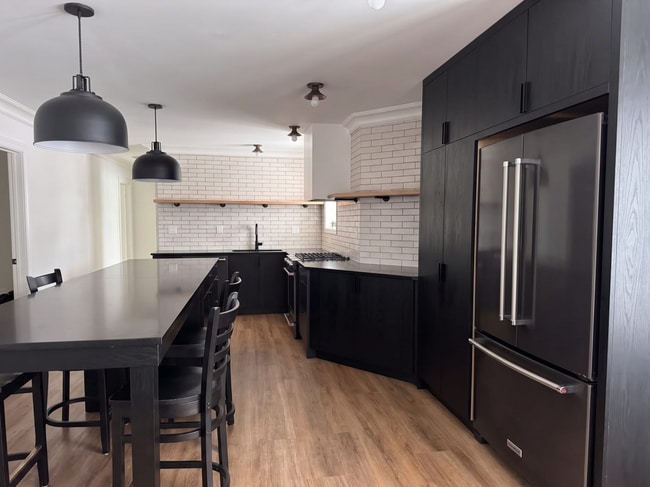 Photo - 834 W Waveland Ave Unit GDN