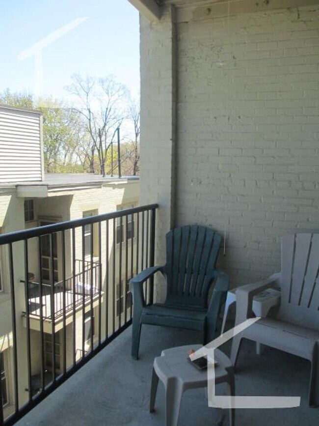 Photo - 118 Brainerd Rd