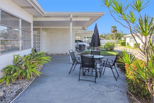 Photo - Beach Manor Villas Annual Condo for Rent
