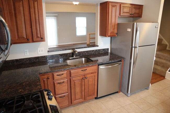 Photo - Spacious Townhome in Gaithersburg
