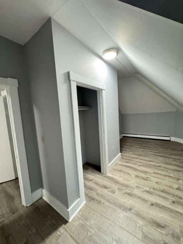 Photo - 166-168-168 W Main St Unidad 168-7