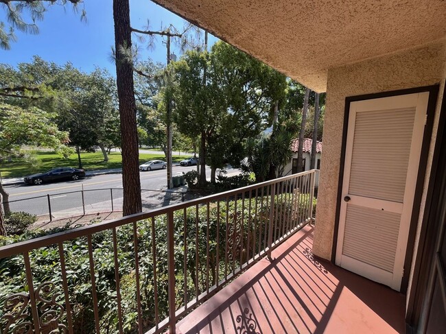 Photo - 430 S Niagara St Unit 111