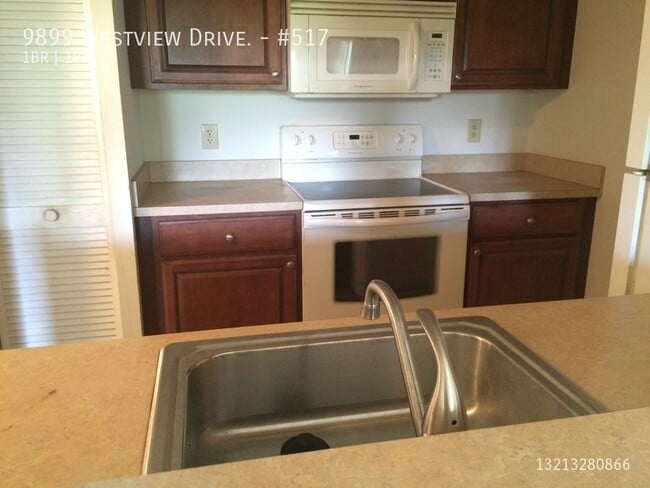 Photo - 9899 Westview Dr Unit #517