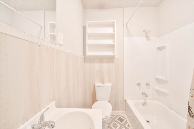 Photo - 315 8th Ave N Unidad 3