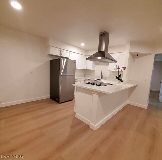 Photo - 2121 Oceanus Ln