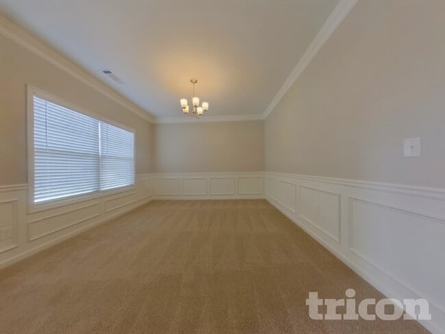 Photo - 218 Evergreen Way