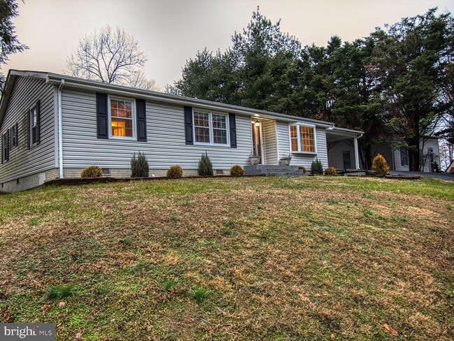 Building Photo - 10206 Coolfont Crossing Rental