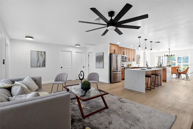 Photo - 4210 Palm Dr