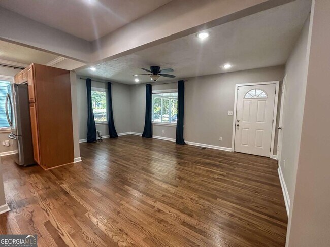 Photo - 2981 Lowrance Dr