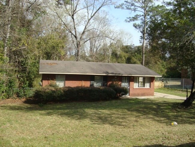 1348 Baker St