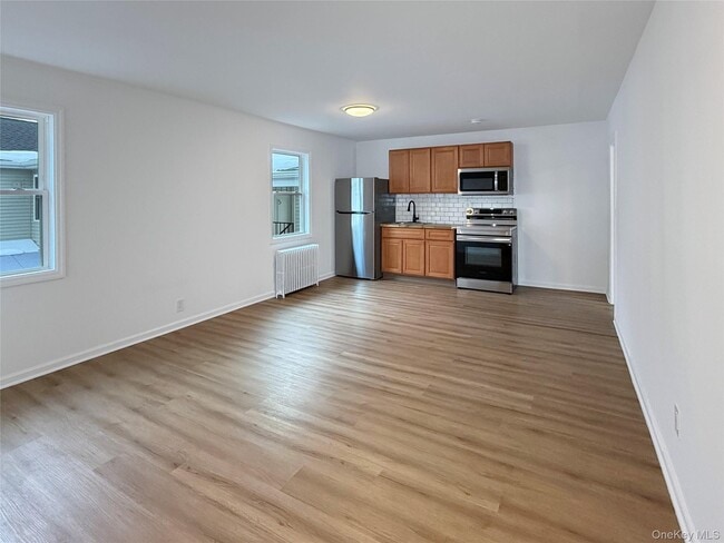 Photo - 4332 Albany Post Rd