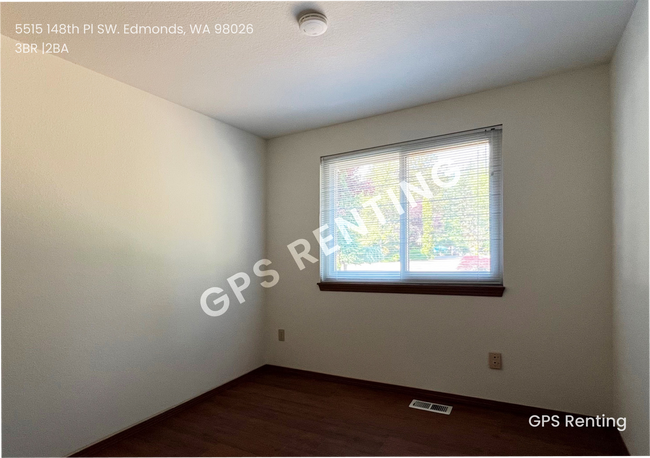 Photo - 5515 148th Pl SW