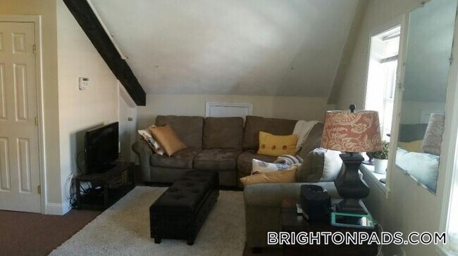 Photo - 2 Chestnut Hill Ave Unit 5