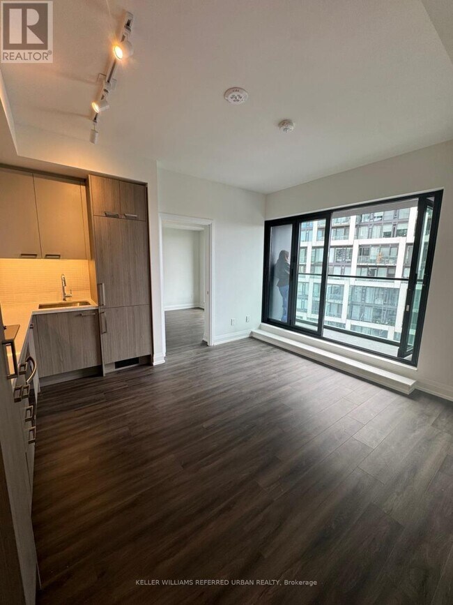 Photo - 20 Soudan Ave Unit 2204
