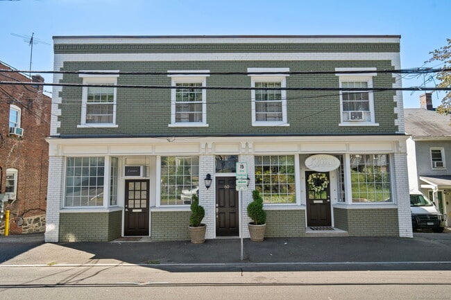 Building Photo - 60 Pemberwick Rd Unit #3 Rental