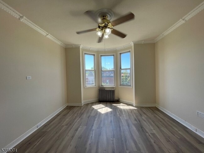 Photo - 115 Park Ave