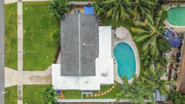 Building Photo - 232 SW 13th St